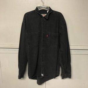 Levi’s Button Up